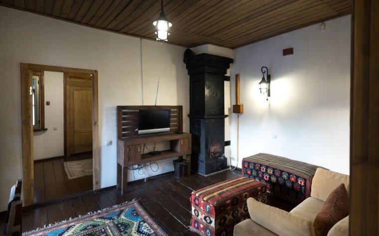 Ananov Suite